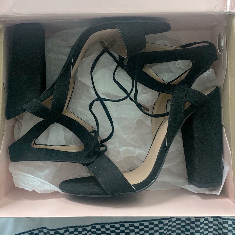 Charlotte Russe Jennie-02 ankle lace up heels in black